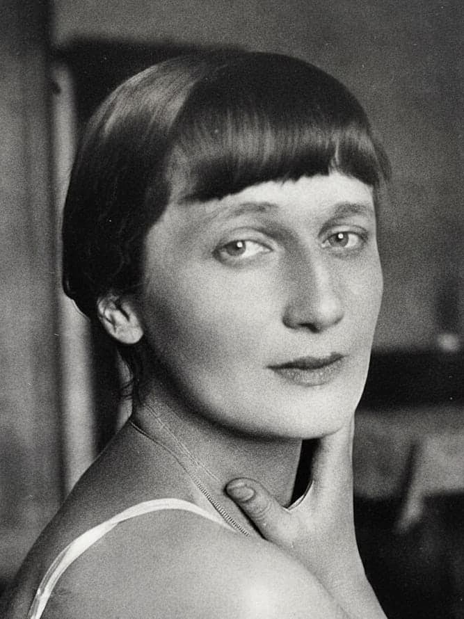 Анна Ахматова, фотопортрет